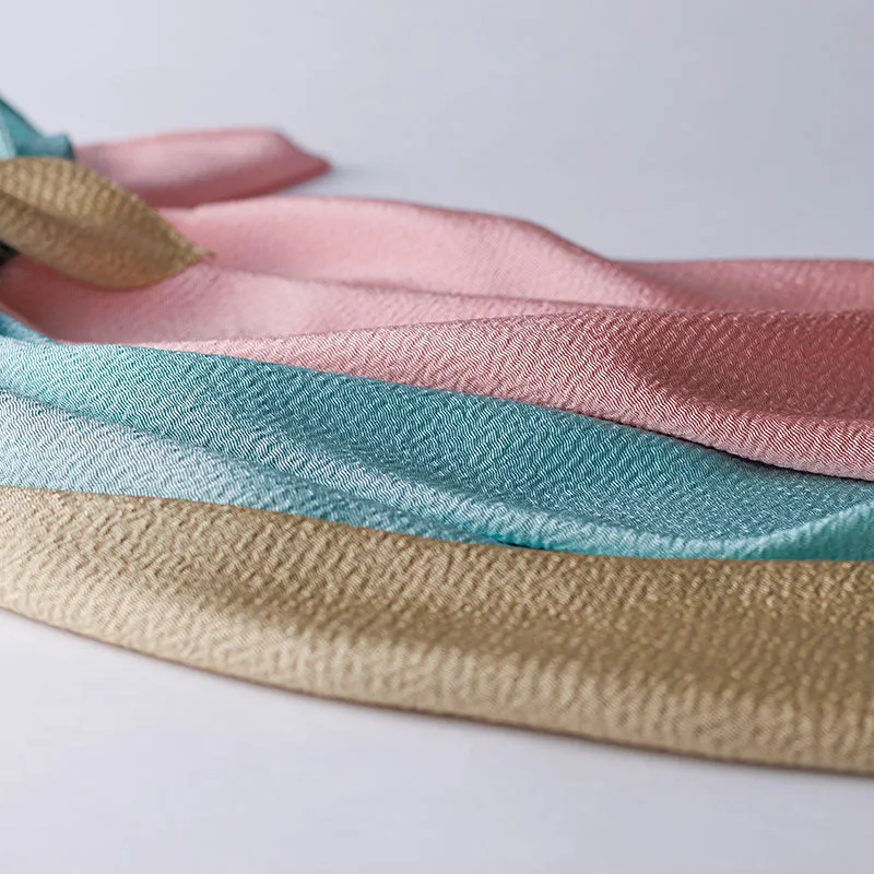 45 Silk Uzura-Chirimen | Solid Color Light Blue